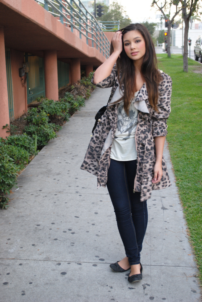 trenchcoat outfit