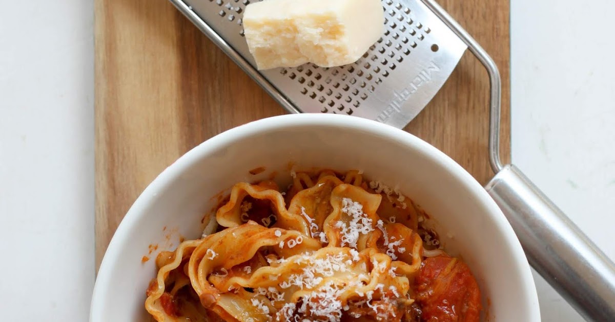 PASTA MAFALDINE CON UNA BOLOGNESA DE CHAMPIS Y LENTEJAS {MUSHROOM & LENTIL MAFALDINE BOLOGNESE