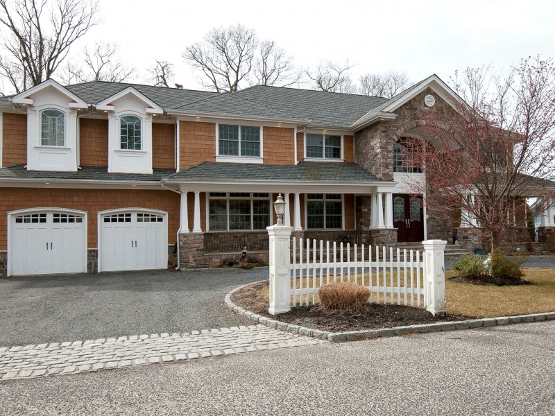 Beautiful Staged Homes A Beautiful Home that We Staged is for Sale in