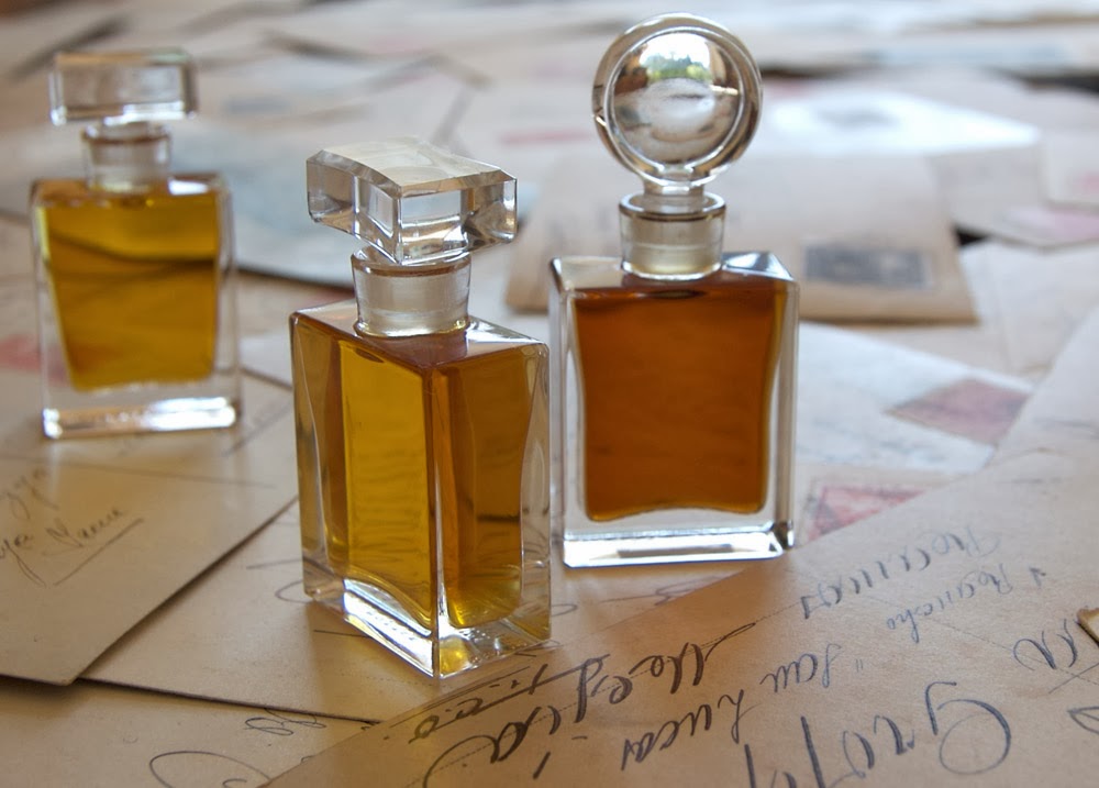 духи lancome intensement. Salvatore ferragamo spicy leather. Bella vince camuto духи. знаменитые немецкие духи. самые дорогие духи.