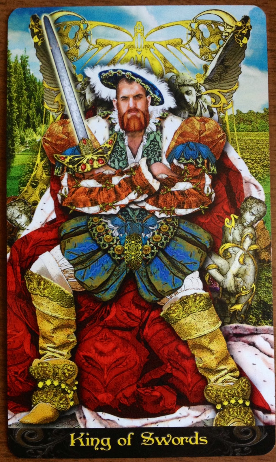 аркан король мечей. король мечей в раскладе. король мечей и король жезлов. король посохов таро уэйта. король мечей и король жезлов.