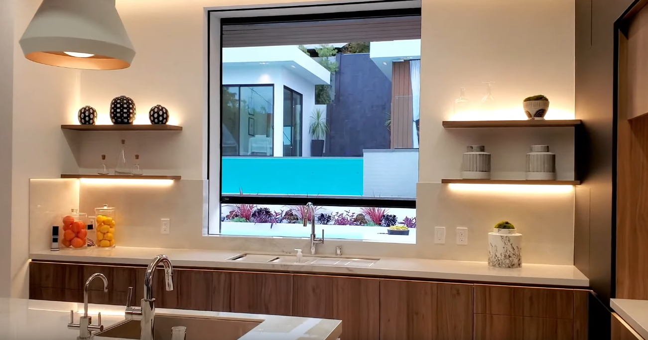 51 Photos vs. $6.4 Million Jaw Dropping Modern Residence in Los Angeles | LUXURY LISTING - Luxury Home & Interior Design Tour 51 Photos vs. $6.4 Million Jaw Dropping Modern Residence in Los Angeles | LUXURY LISTING - Luxury Home & Interior Design Tour