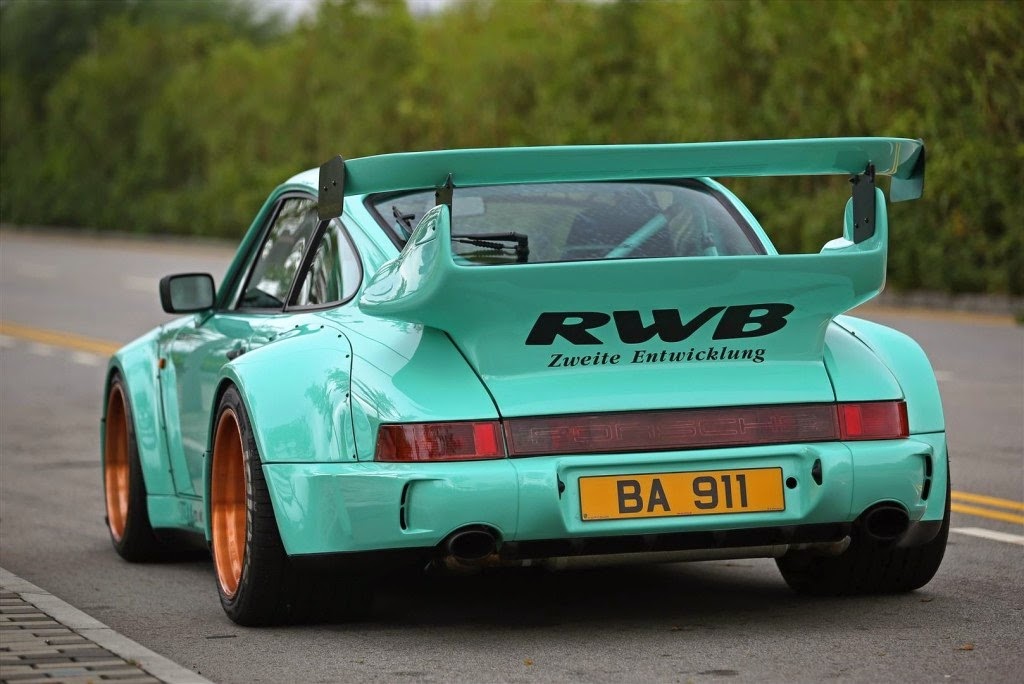 Porsche 911 JDM