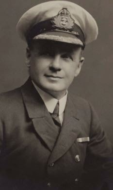 Charles Lightoller Titanic officer