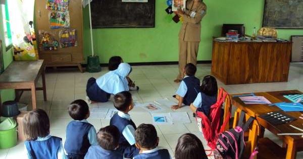 Sebelum Masuk SD Anak Wajib PAUD 1 Tahun