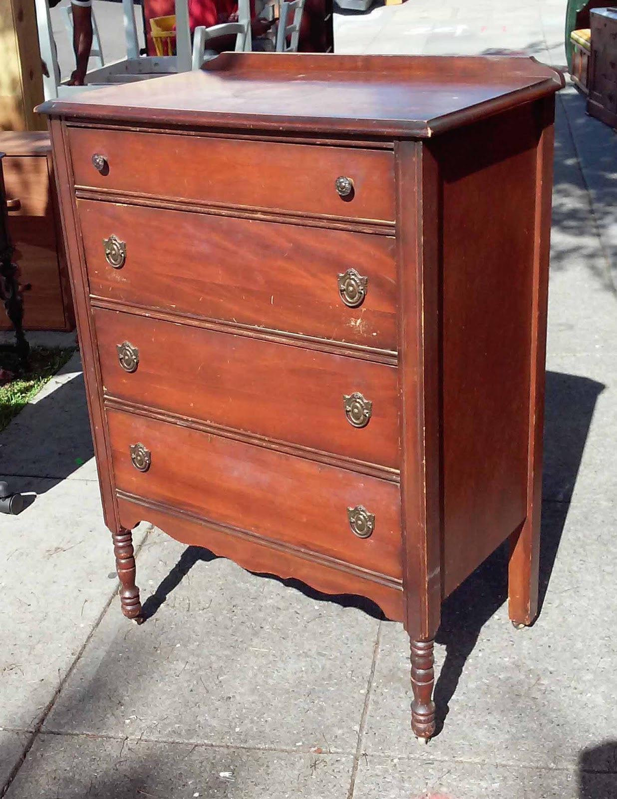 UHURU FURNITURE & COLLECTIBLES SOLD 30"x44" Depression Era 4Drawer