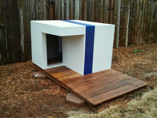 Luxury Dog House And Bed Of Natural Materials