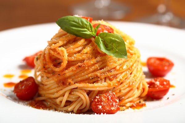 I MIGLIORI PIATTI DI PASTA IN GIRO PER IL MONDO I MIGLIORI PIATTI DI PASTA IN GIRO PER IL MONDO