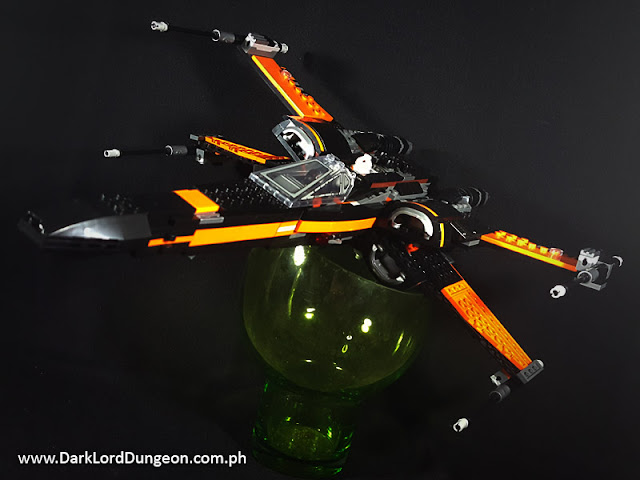 STAR WARS LEGO KO Poe Dameron's Resistance X-Wing