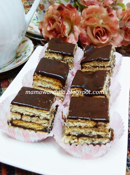 Dari Dapur MaDiHaA: Kek Batik Coklat