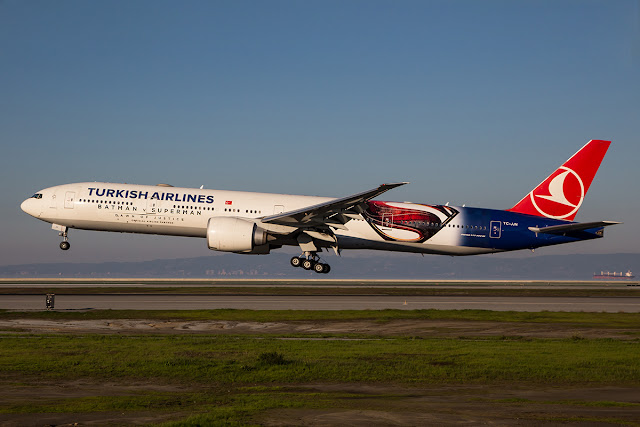 turkish airlines boeing 777-300 special livery