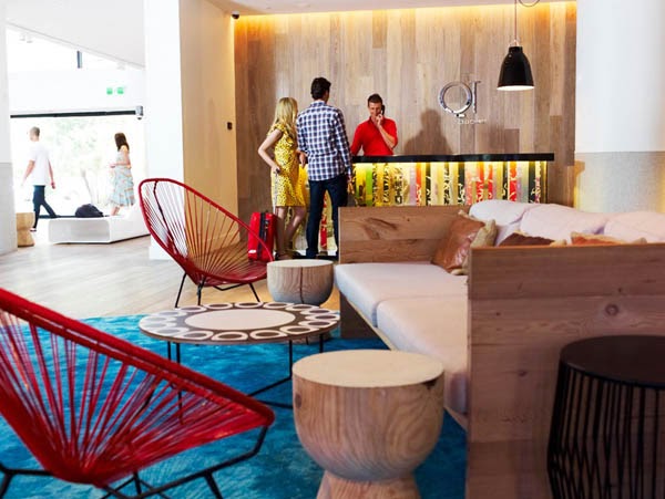 QT Gold Coast Hotel design