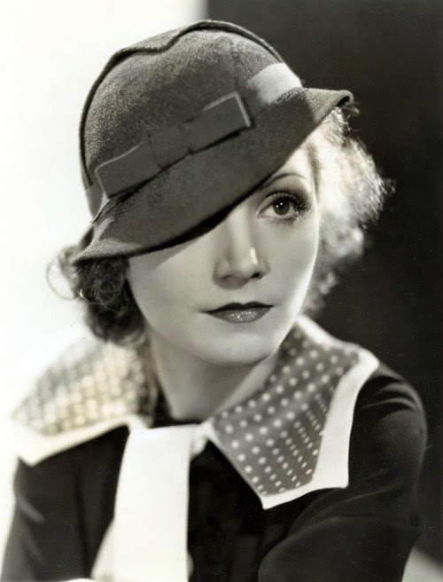 Sombrerera de Lady Marlo: Sombreros y peinados de los 30 y 40.