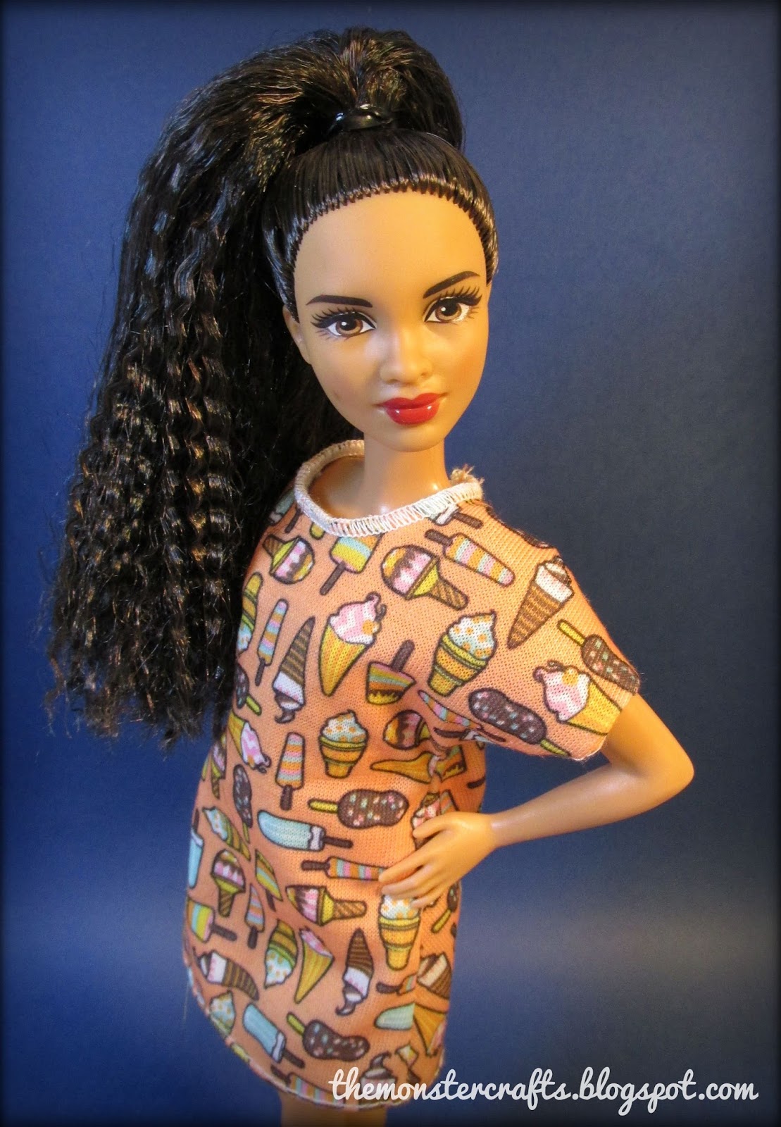 Verknald Salie reptielen Doll Review: Barbie Fashionista Petite "Style so sweet"