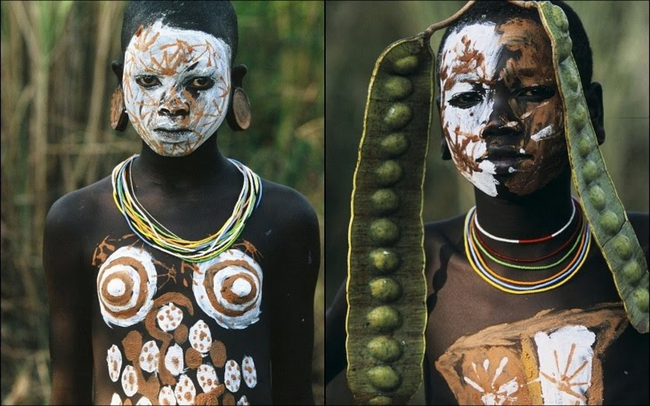 ...но сейчас, лица африканских женщин украшают подобные прелести только для...