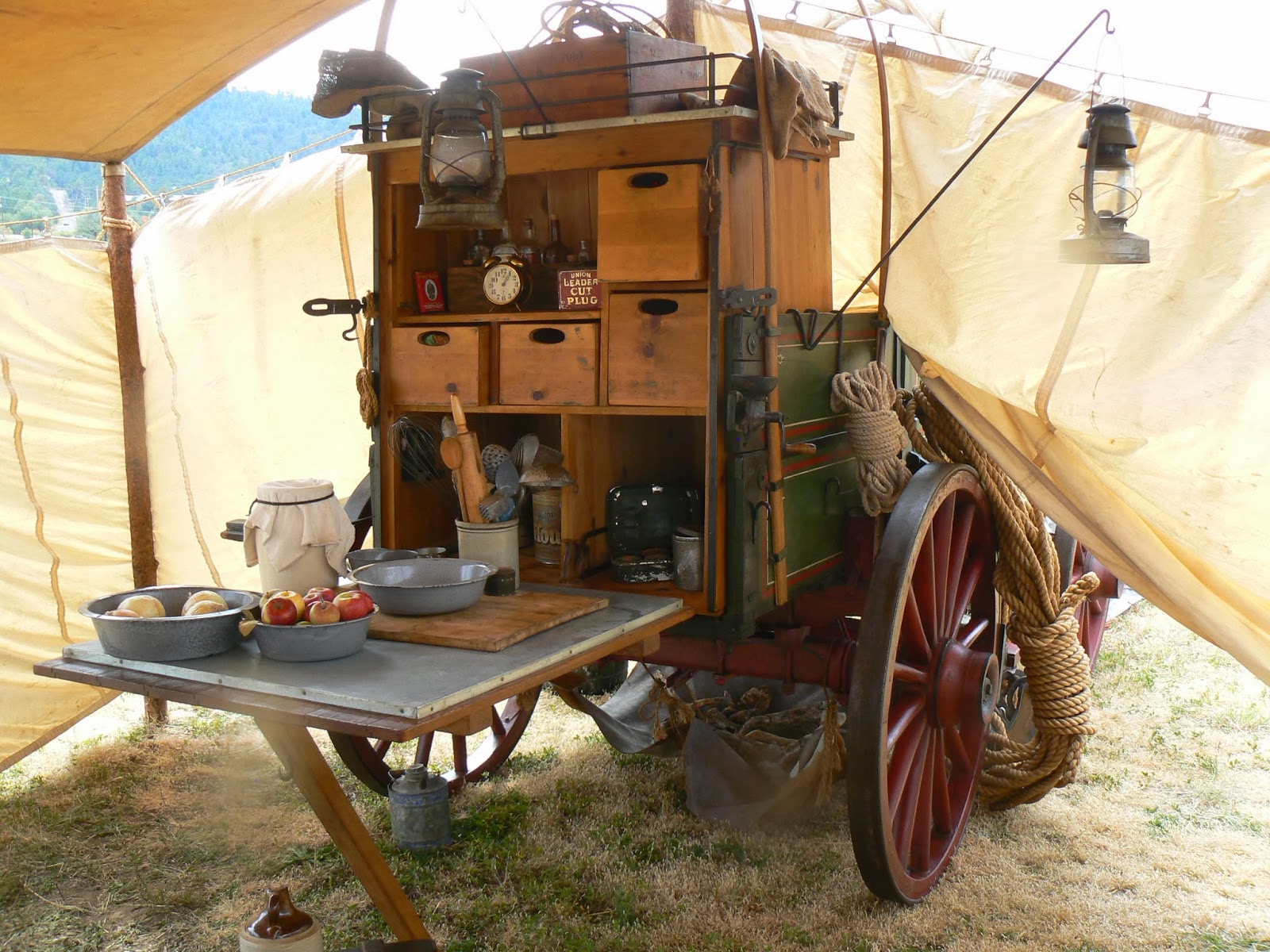 Chuck Wagon Musings: New To Chuck Wagon Competitions......continued