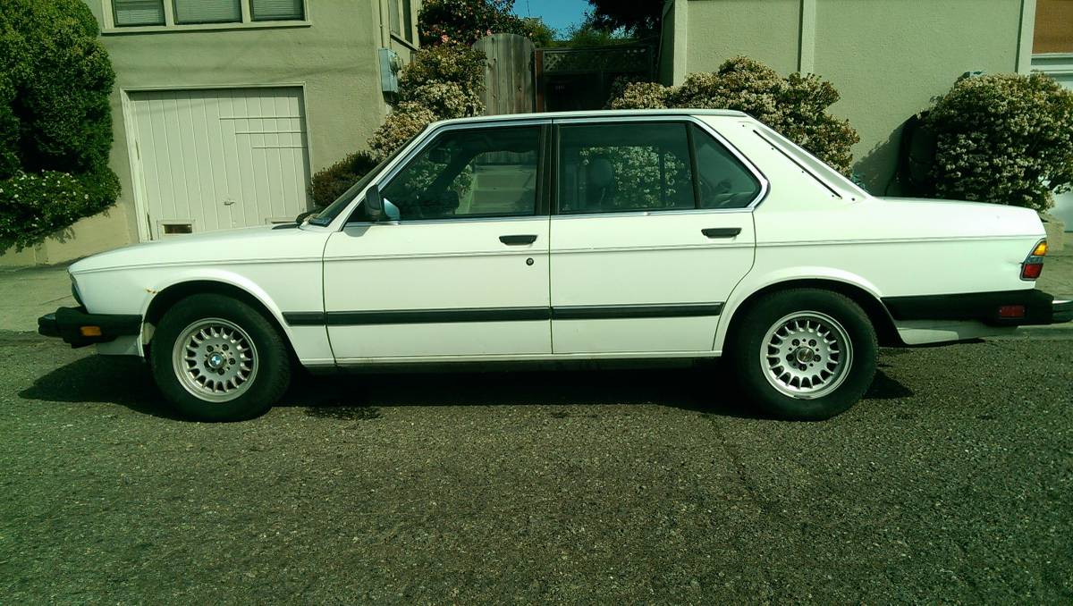 Daily Turismo: Needs More Power: 1985 BMW 524TD