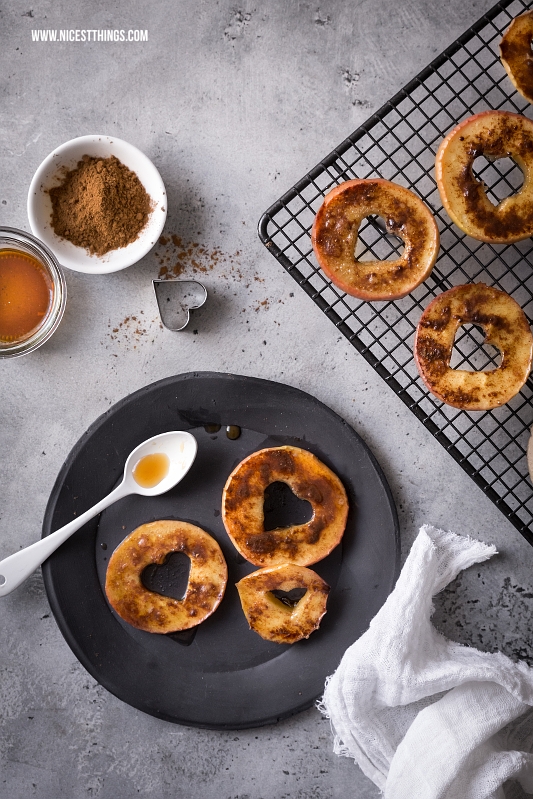 Apfelringe mit Zimt und Ahornsirup - ein gesundes Snack Rezept | Nicest ...