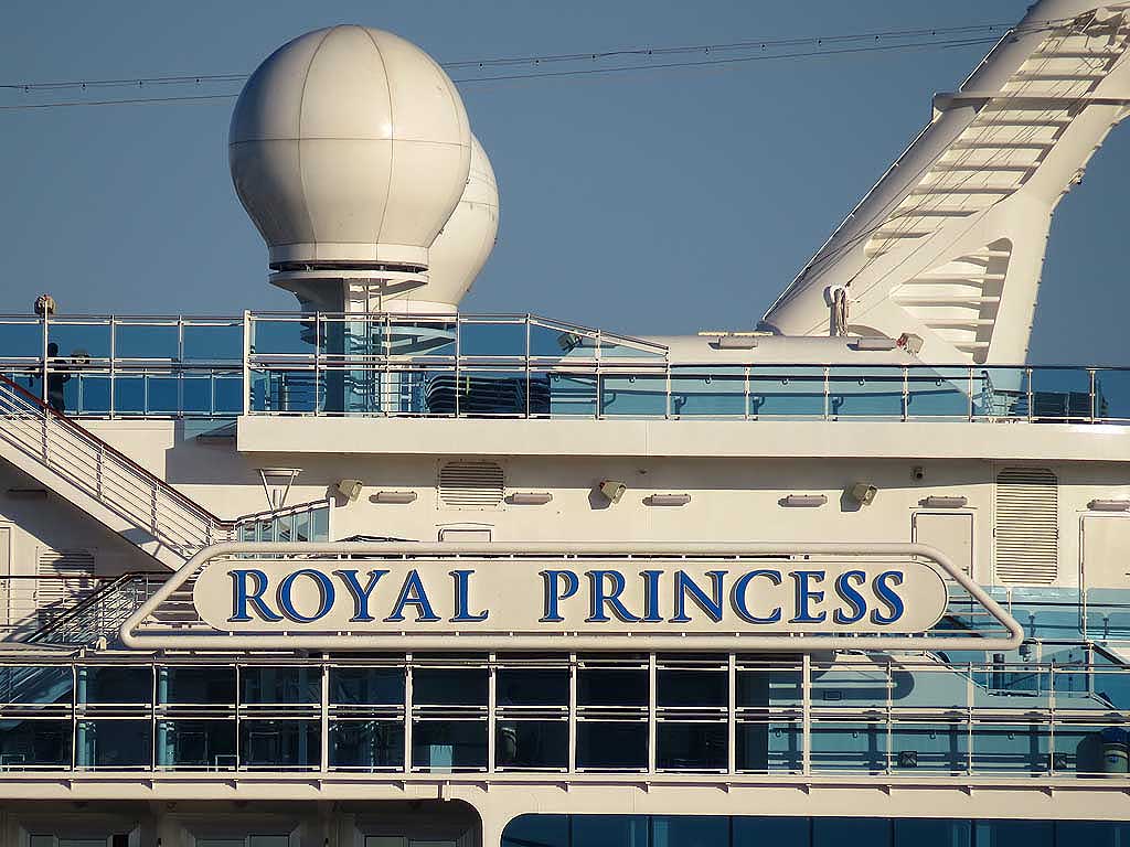 cruise ship plays love boat theme livorno daily photo royal princess cruise ship plays love boat theme livorno daily photo royal princess