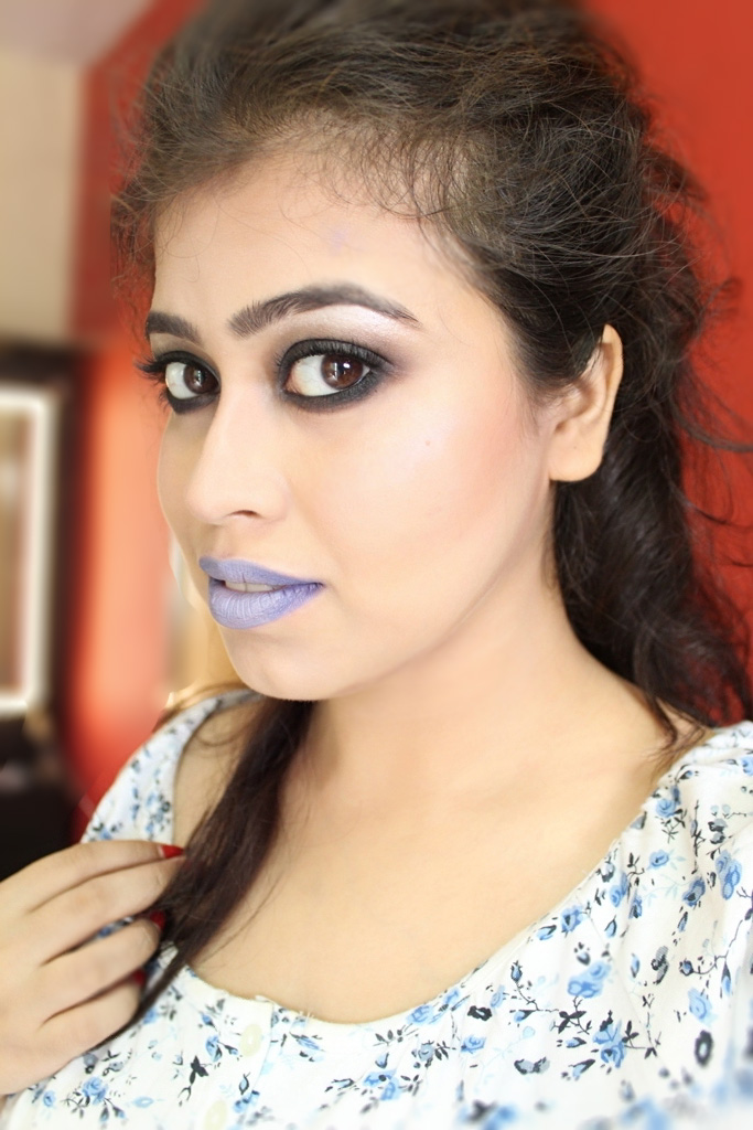 GET THE LOOK: Aishwarya Rai Bachchan's Cannes 2016 Smokey eyes and