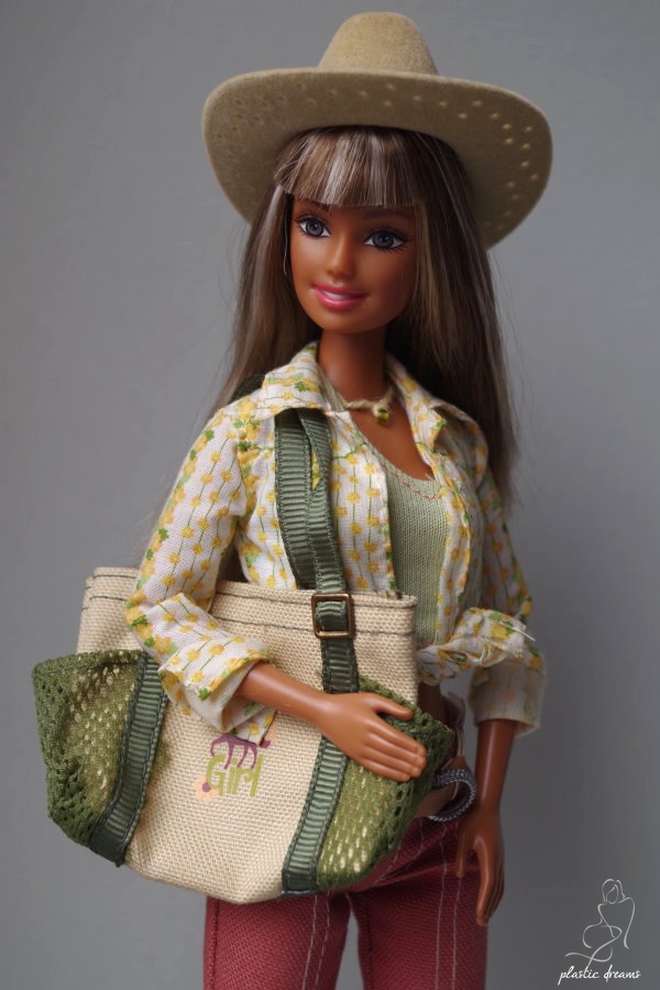 Plastic Dreams Dolls Barbie et miniatures Cali Girl Horse Riding