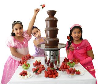 Cumpleaños infantiles con cascada de chocolate Tatacua