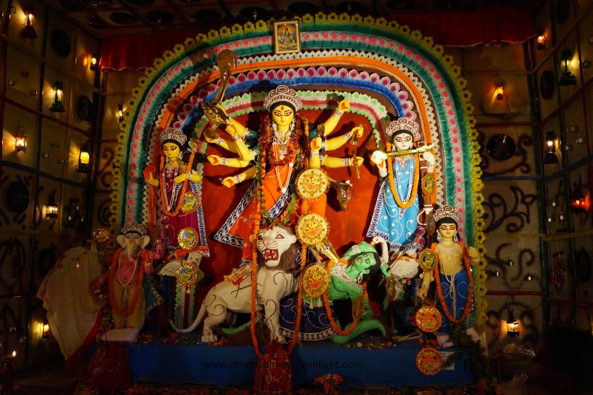 Durga puja pandal hopping 2014 