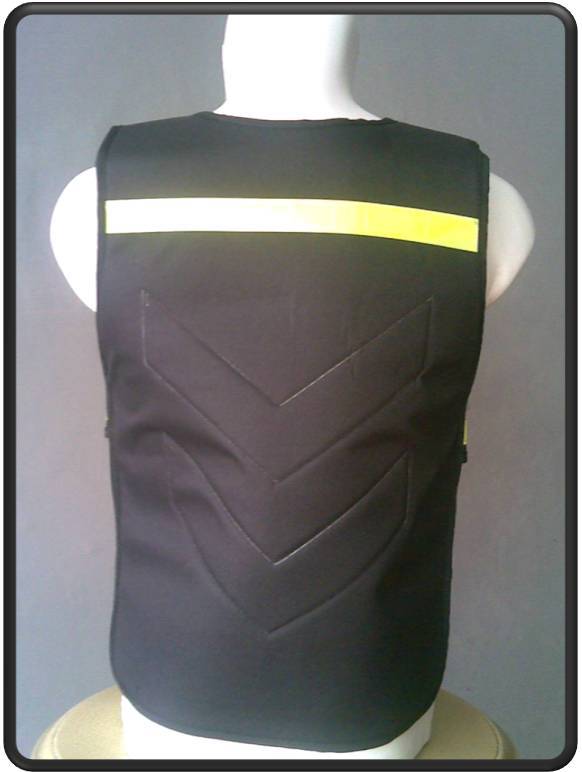 Galery Shops: Rompi Motor, Aman dengan Pantulan Cahaya