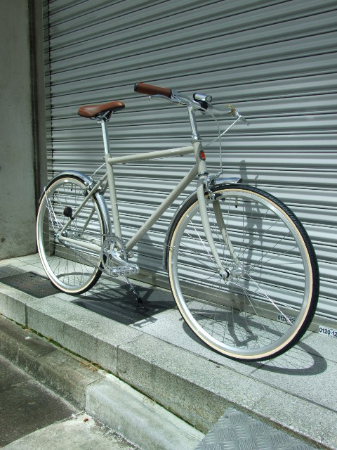 avelo Bicycle shop | アヴェロ バイシクル ショップ 浦和: tokyobike