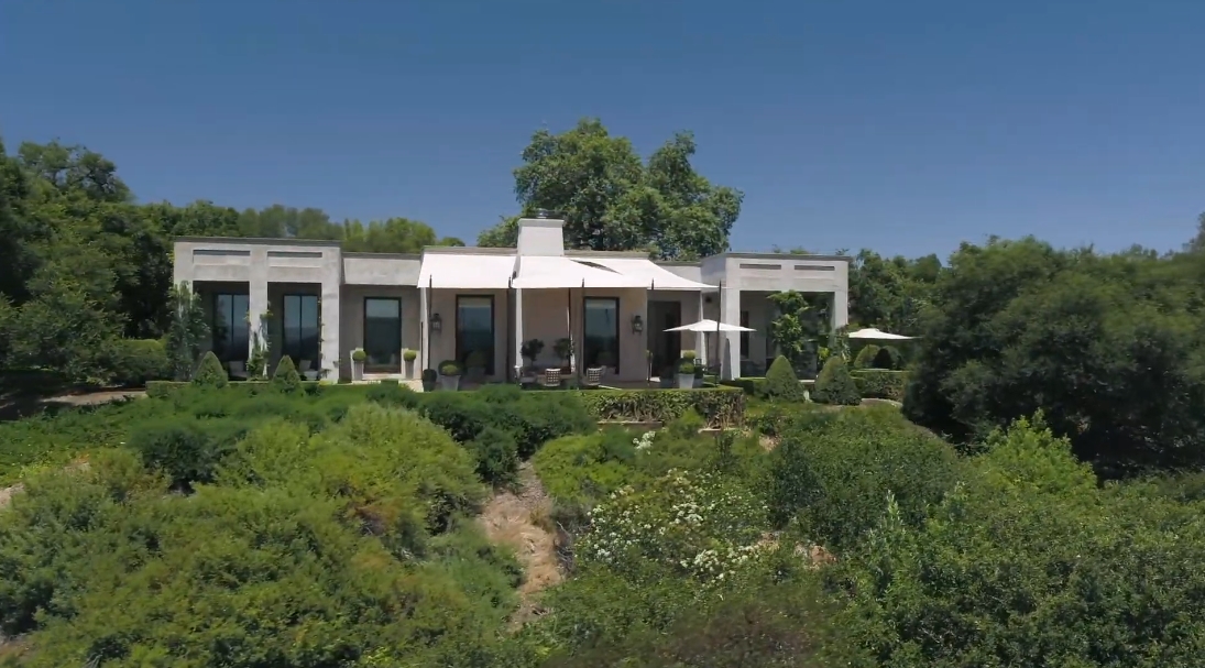 27 Interior Design Photos vs. Westside Estate In Russian River Valley Luxury Mansion Tour