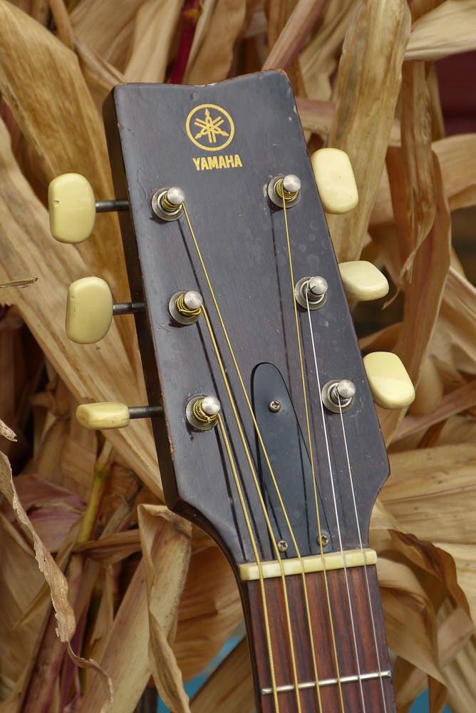 c.1974 Taiwanmade Yamaha FG75 Acoustic Guitar