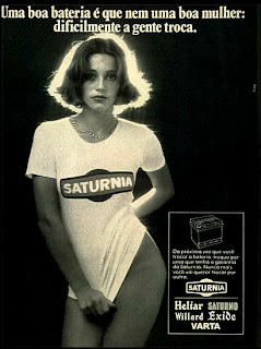 propaganda baterias Saturnia - 1976. brazilian advertising cars in the 70. os anos 70. história da década de 70; Brazil in the 70s; propaganda carros anos 70; Oswaldo Hernandez;