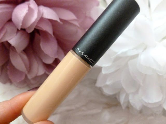 MAC Select Moisture Cover Concealer 
