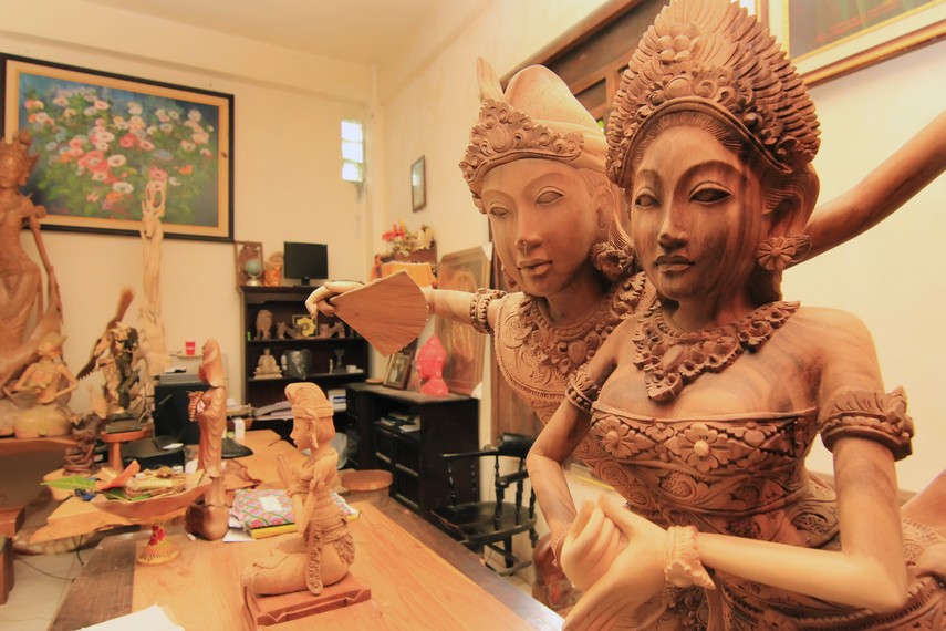 Mengenal Kerajinan  Ukiran Kayu  Gianyar Bali  Kamera Budaya