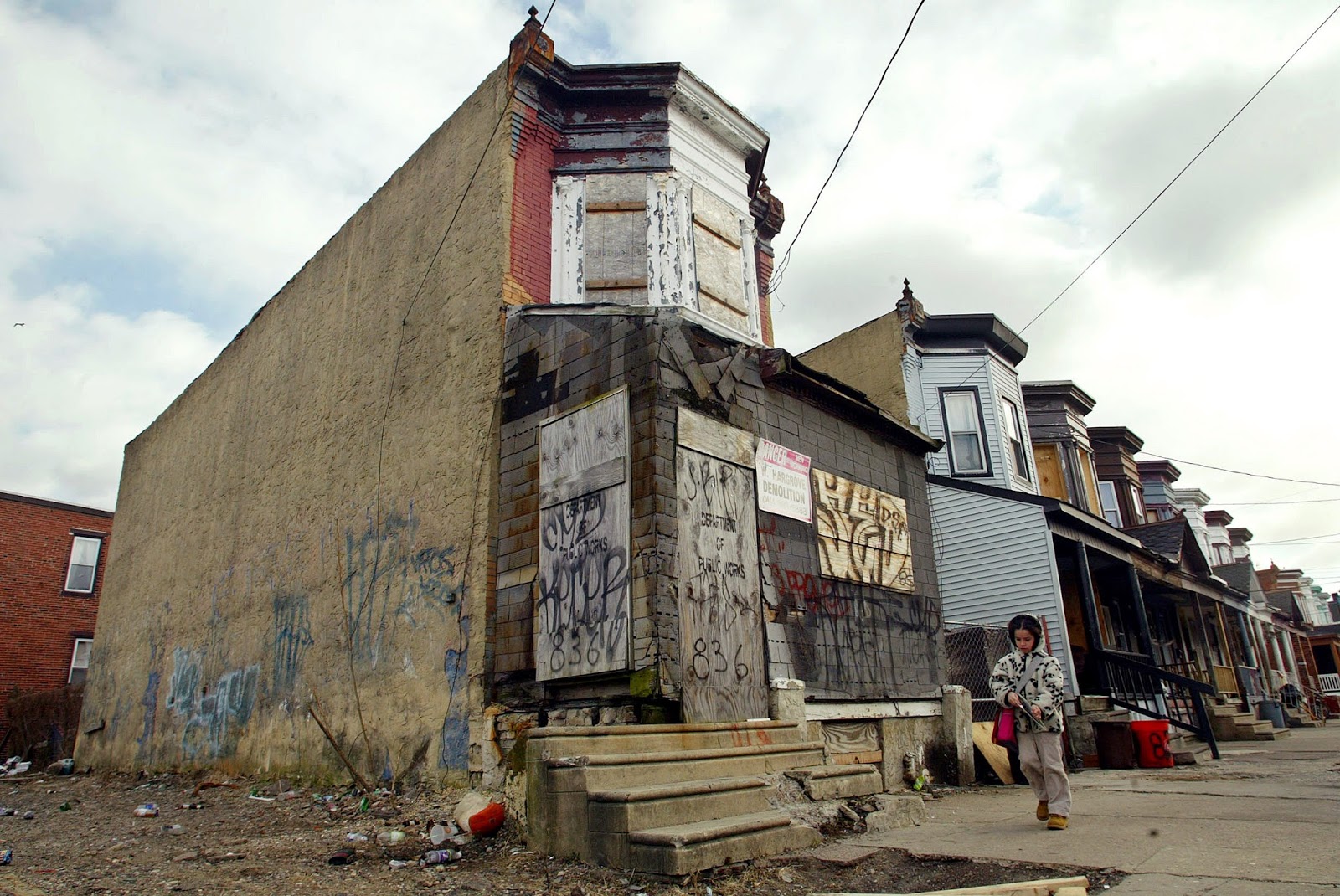 NIU Urban Communities 2016: Deteriorating Neighborhoods