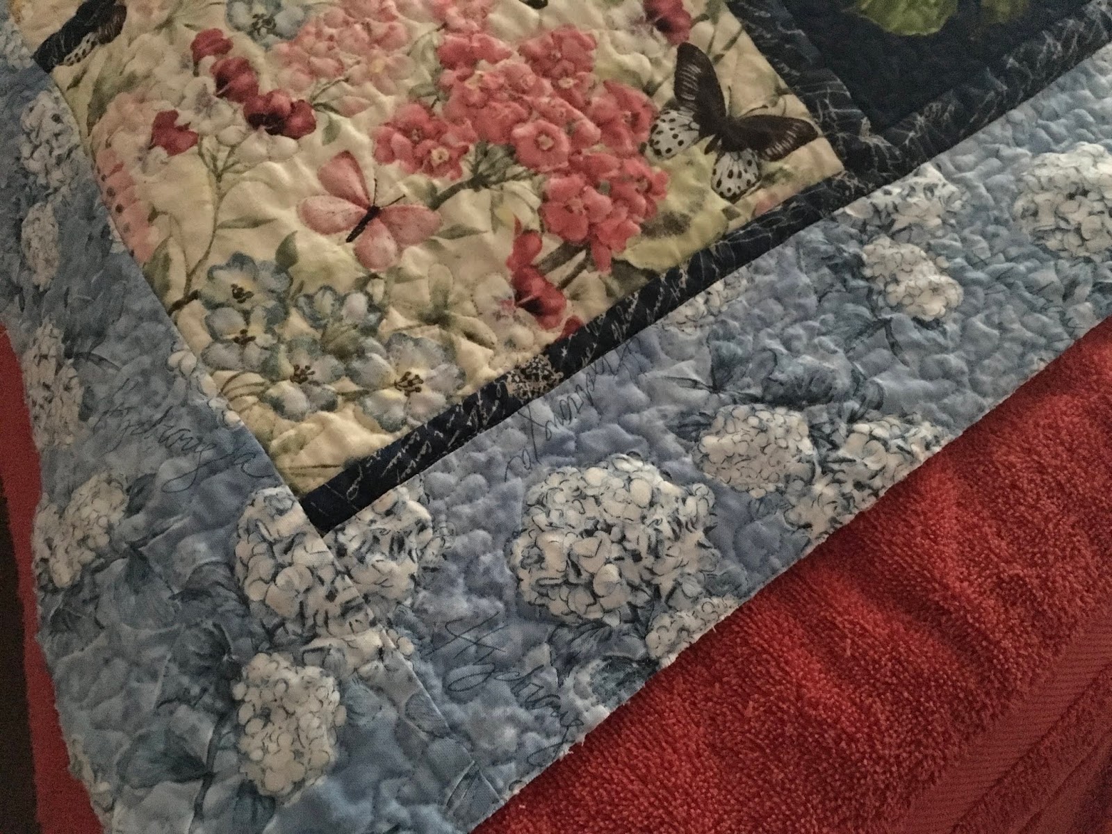 Custom Longarm Quilting by Quilts by Hannelore Hydrangea Quilt with
