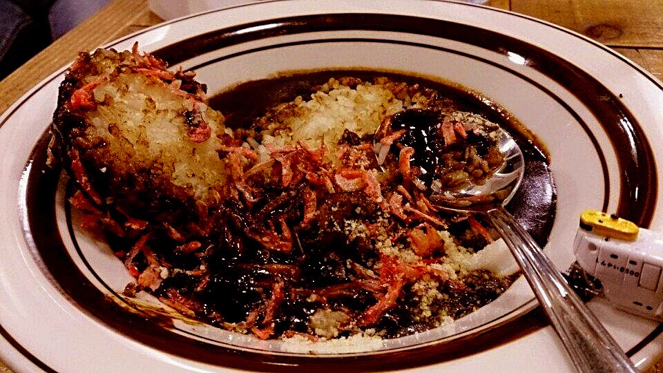 おもむろにチムニーをなぎ倒すとエビに呪われるカレー おもむろにチムニーをなぎ倒すとエビに呪われるカレー