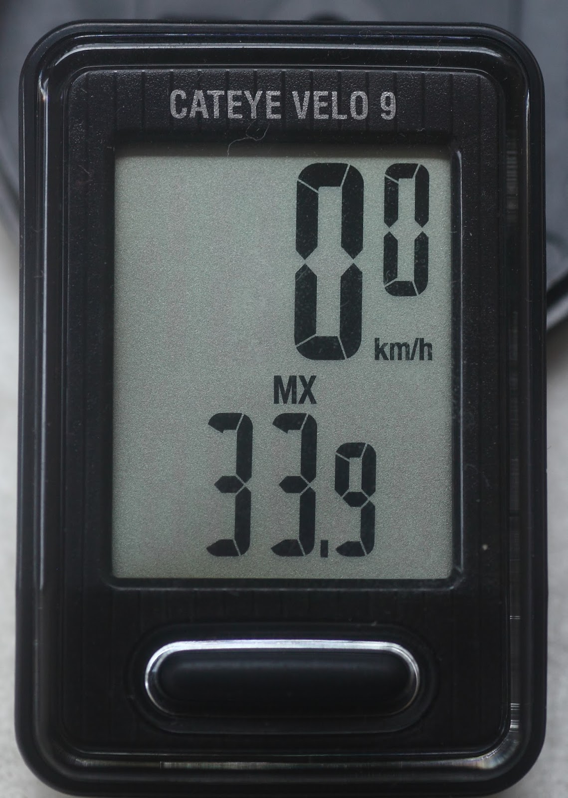 cateye velo 9 review