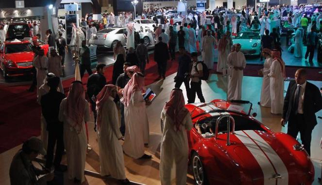 Pameran Mobil Mewah di Arab Saudi ~ Gambar Mobil Mewah