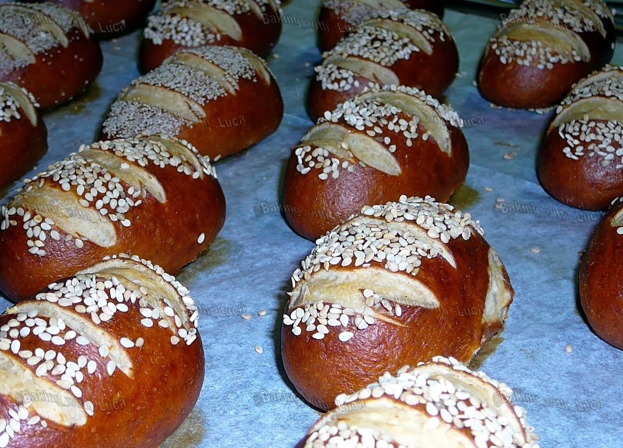 IMPERTINENCES: LAUGENBROT