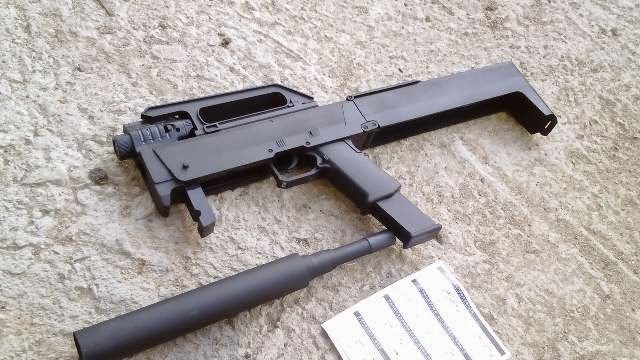 airsoftgun fmg 9 with silincer murah toko barang y airsoftgun fmg 9 with silincer murah toko barang y