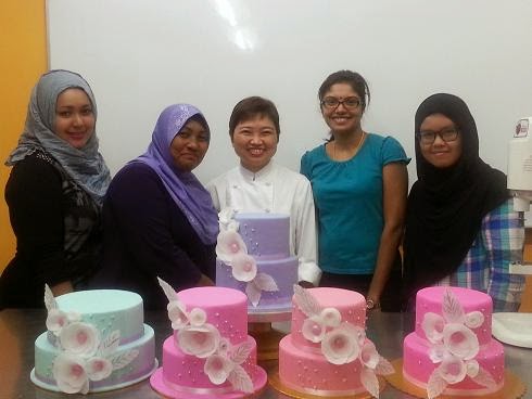 2-tier Wedding Cake with Wafer Paper Flowers