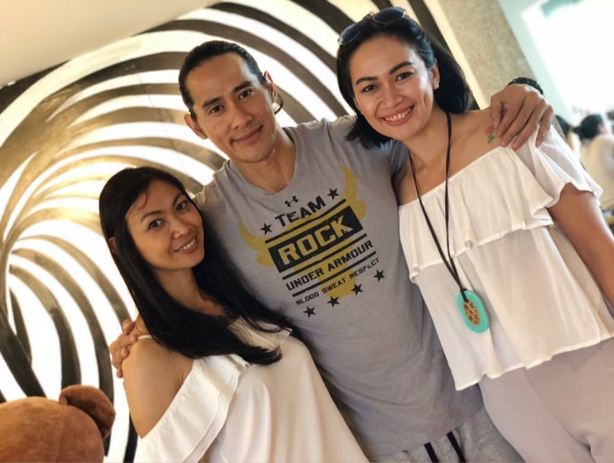 Amboun Muaniez'se : ADE RAI FAMILY ( Keluarga Ade Rai )