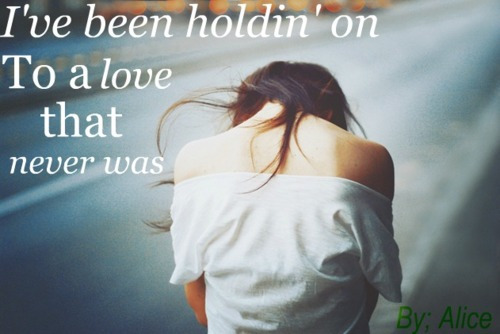 [Image: broken-girl-holding-on-hurt-love-Favim.com-282467.jpg]