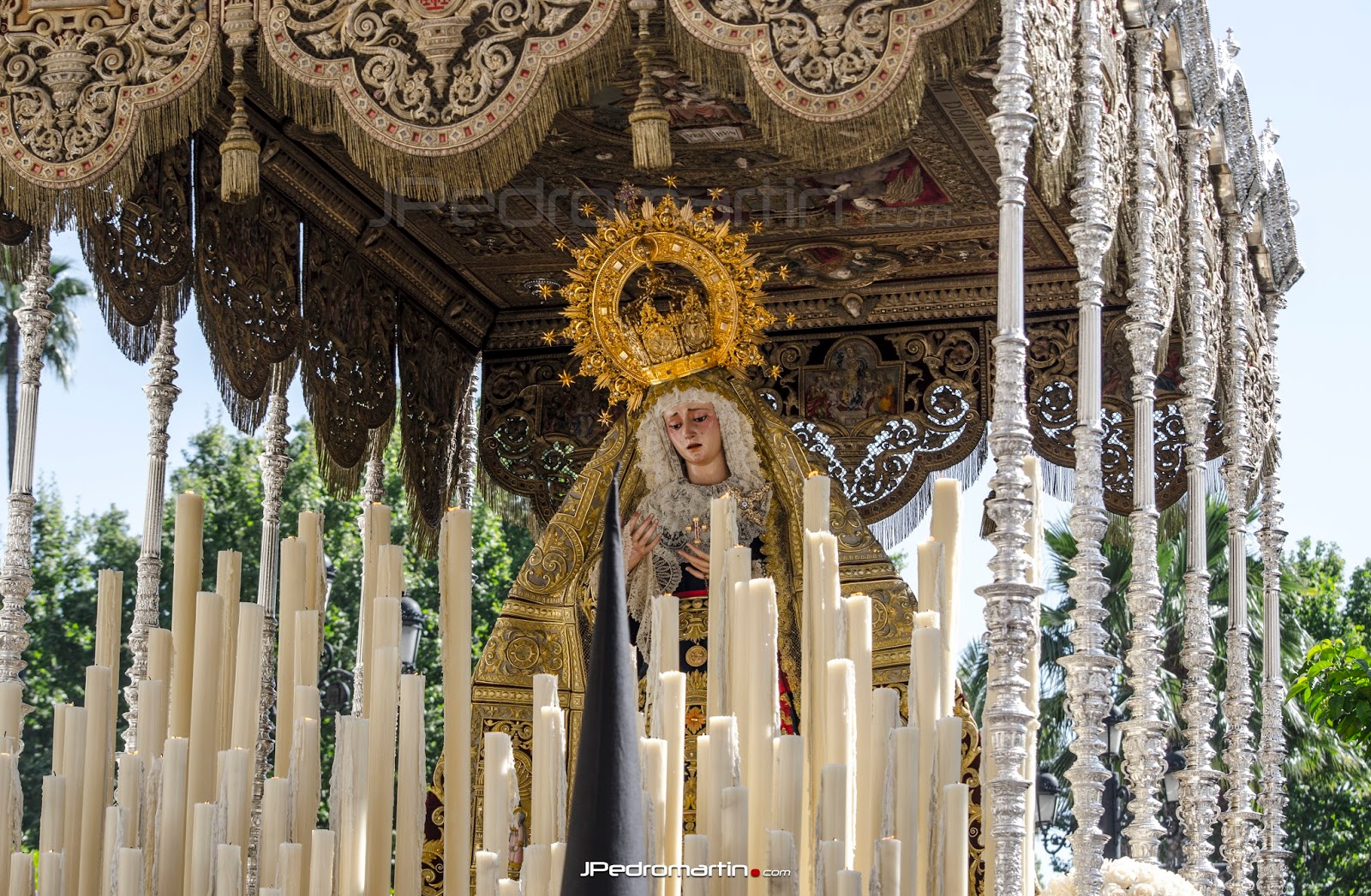 HERMANDAD DE LOS ESTUDIANTES (Sevilla) J PEDRO MARTÍN