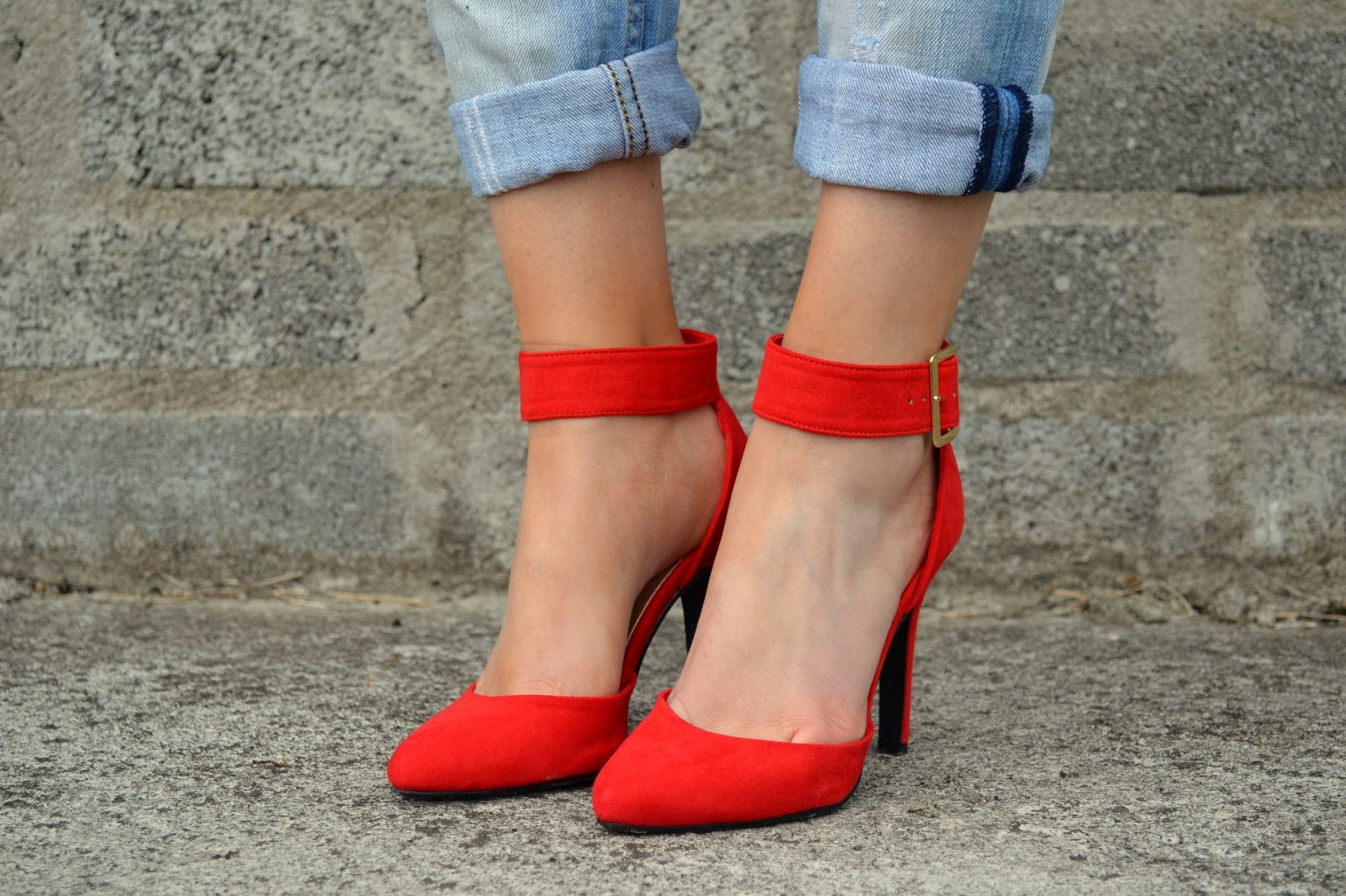 Intrigued & Infatuated : Little Red Shoes