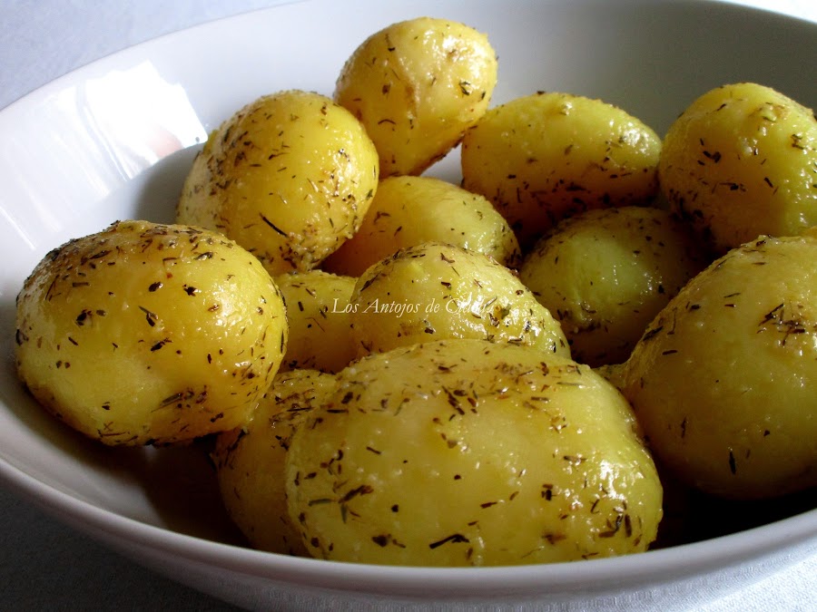 Papas salteadas con tomillo y ajo