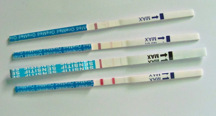 Cara Melakukan Test Kehamilan yang Benar test pack