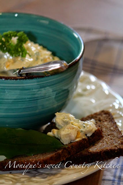 sweet Country Kitchen: Bärlauch - Dip mit gekochten Eiern