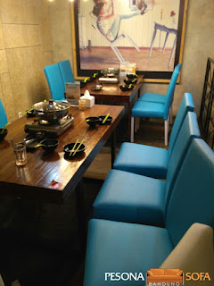 service sofa bandung
